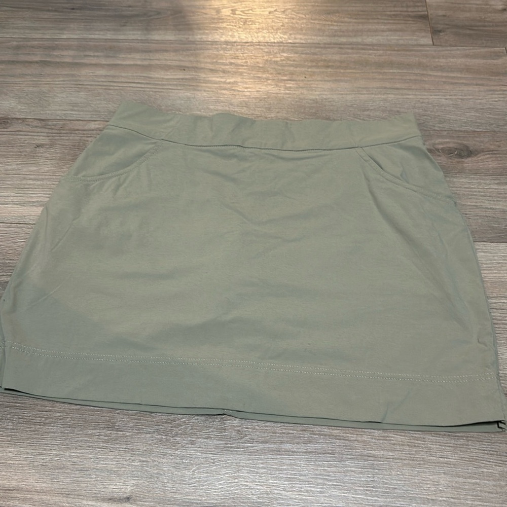 Columbia skort